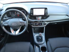 Hyundai i30  1.6 CRDi Passion Plus 
