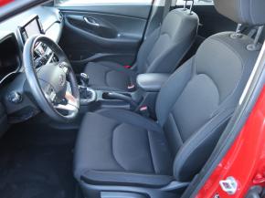 Hyundai i30  1.6 CRDi Passion Plus 