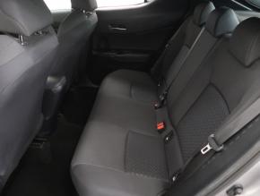 Toyota C-HR  2.0 Hybrid Business 