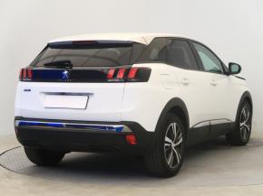 Peugeot 3008  1.5 BlueHDi 