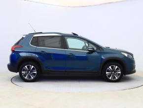 Peugeot 2008  1.2 PureTech 