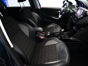 Peugeot 2008  1.2 PureTech 
