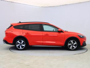 Ford Focus  1.0 MHEV Active 