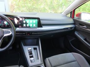 Volkswagen Golf  1.5 eTSI Style 