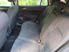 Volkswagen Golf  1.5 eTSI Style 
