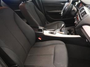 BMW 1  118i 