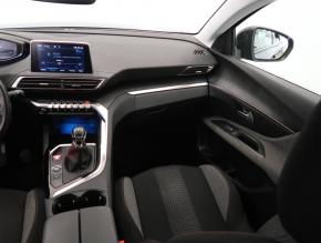 Peugeot 3008  1.5 BlueHDi Active 
