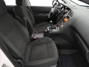 Peugeot 5008  2.0 HDI Active 