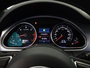 Audi Q7  3.0 TDI S-Line 