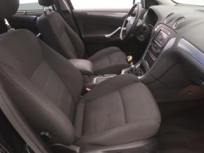Ford Mondeo  2.2 TDCi 