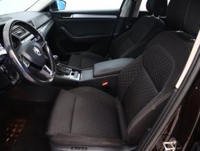 Škoda Superb  2.0 TDI Style 