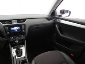 Škoda Octavia  1.6 TDI Elegance 