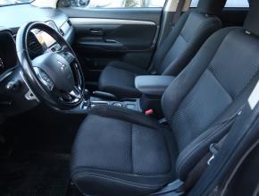 Mitsubishi Outlander  2.0 Intense 