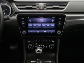 Škoda Superb  1.5 TSI 