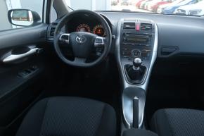 Toyota Auris  1.6 Valvematic 