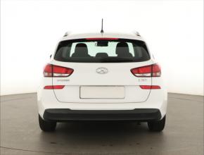 Hyundai i30  1.4 CVVT 