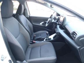Toyota Yaris  1.5 VVT-i Comfort Style Tech 