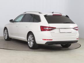Škoda Superb  2.0 TDI Style 
