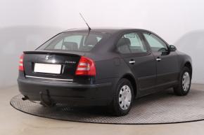 Škoda Octavia  1.6 Ambiente 
