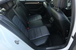 Volkswagen Passat  2.0 TDI R-Line 