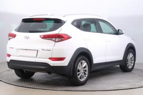 Hyundai Tucson  1.7 CRDi Comfort 