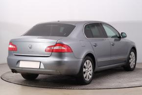 Škoda Superb  1.4 TSI Ambition 