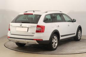 Škoda Octavia  Scout 2.0 TDI 