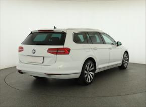 Volkswagen Passat  2.0 TDI Highline 