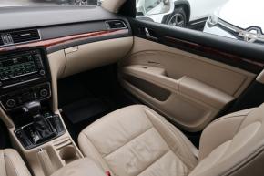 Škoda Superb  2.0 TDI Elegance 