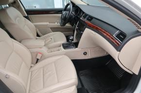 Škoda Superb  2.0 TDI Elegance 