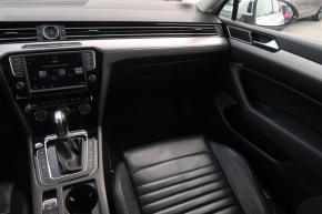 Volkswagen Passat  2.0 BiTDI 
