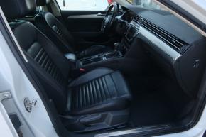 Volkswagen Passat  2.0 BiTDI 