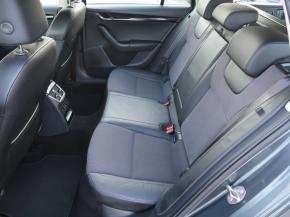 Škoda Octavia  1.6 TDI Style 