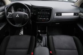 Mitsubishi Outlander  2.0 