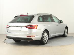 Škoda Superb  2.0 TDI 