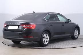 Škoda Superb  1.5 TSI Ambition 