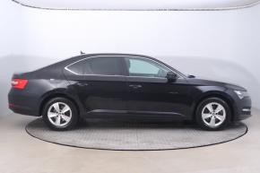 Škoda Superb  1.5 TSI Ambition 