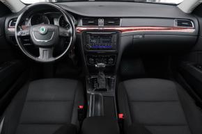 Škoda Superb  2.0 TDI Elegance 
