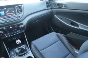 Hyundai Tucson  2.0 CRDi 