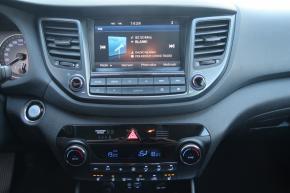 Hyundai Tucson  2.0 CRDi 
