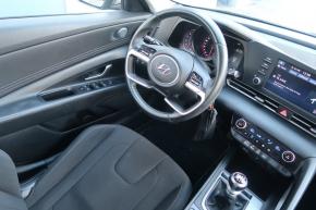 Hyundai Elantra  1.6 MPI 
