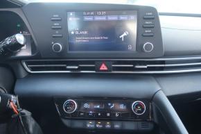 Hyundai Elantra  1.6 MPI 