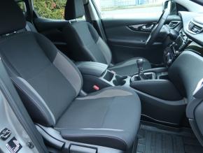 Nissan Qashqai  1.3 DIG-T 