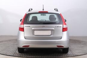 Hyundai i30  1.6 CVVT Trikolor 