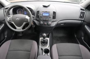 Hyundai i30  1.6 CVVT Trikolor 
