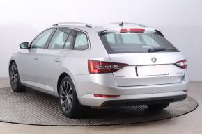 Škoda Superb  2.0 TDI Style 