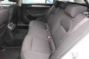 Škoda Superb  2.0 TDI Style 
