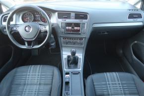 Volkswagen Golf  1.2 TSI 