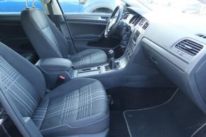 Volkswagen Golf  1.2 TSI 