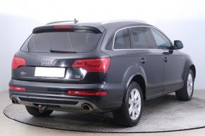 Audi Q7  3.0 TDI 